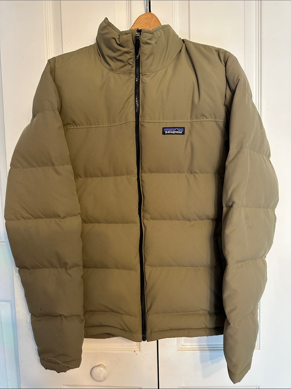 Patagonia Olive Green Quilted Puffer Jacket